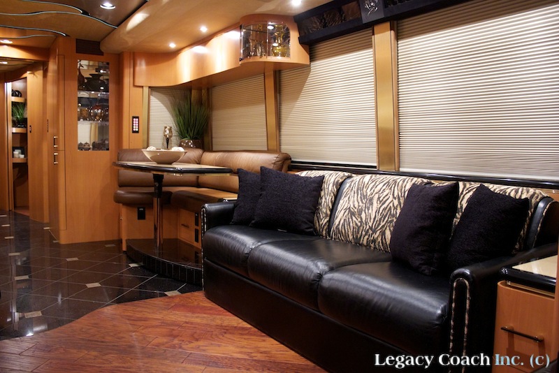 2005 Prevost Marathon XLII For Sale