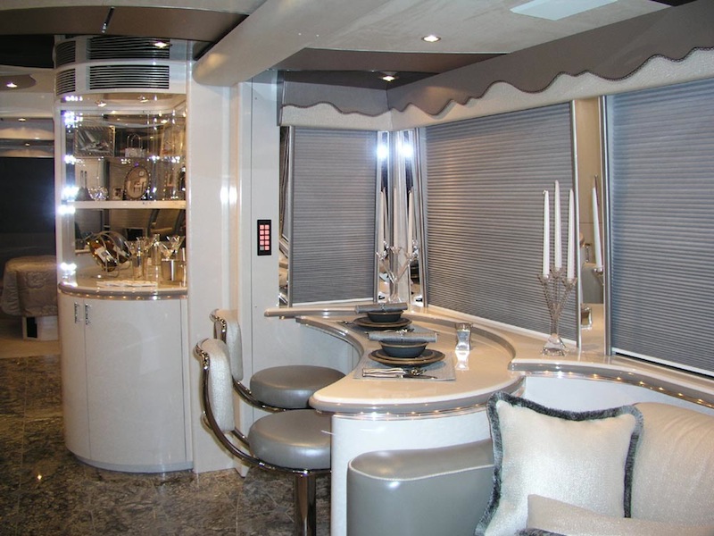 2005 Prevost Marathon XLII For Sale