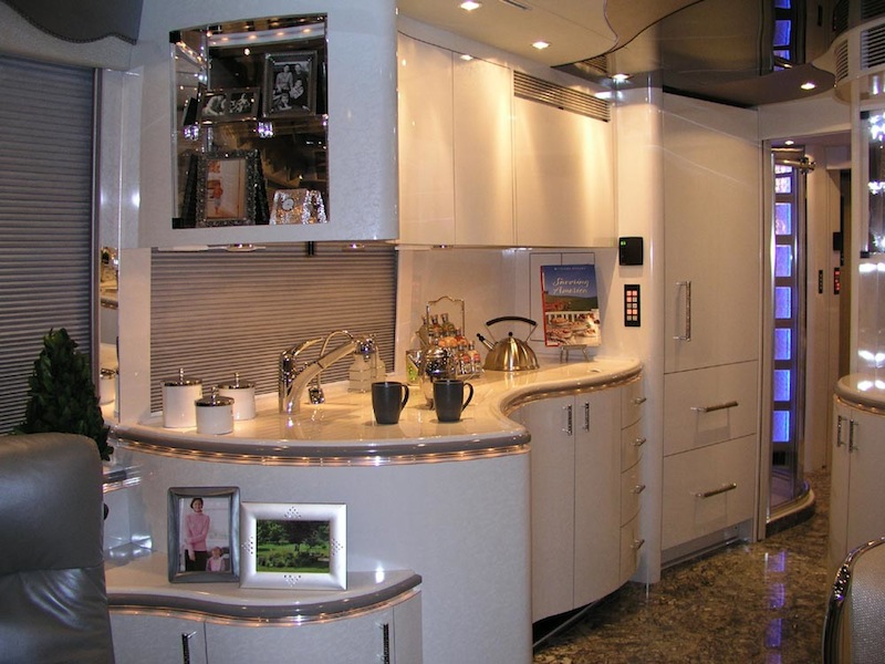 2005 Prevost Marathon XLII For Sale