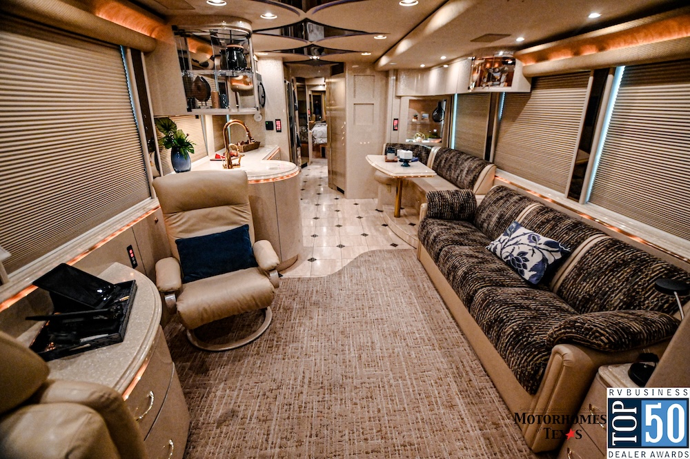 2005 Prevost Marathon XLII For Sale