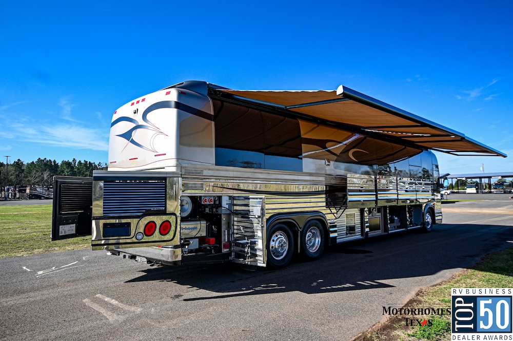 2005 Prevost Marathon XLII For Sale