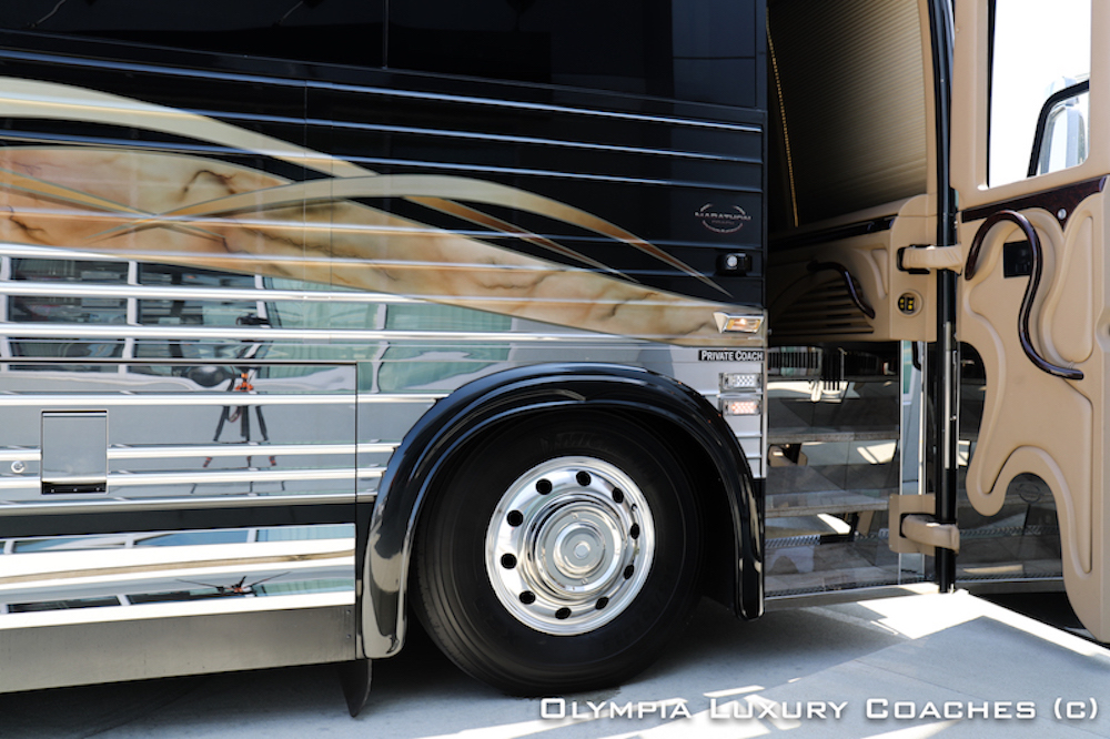 2005 Prevost Marathon XLII For Sale