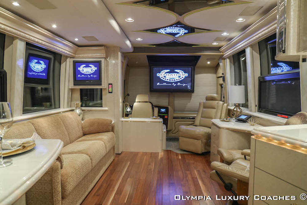 2005 Prevost Marathon XLII For Sale