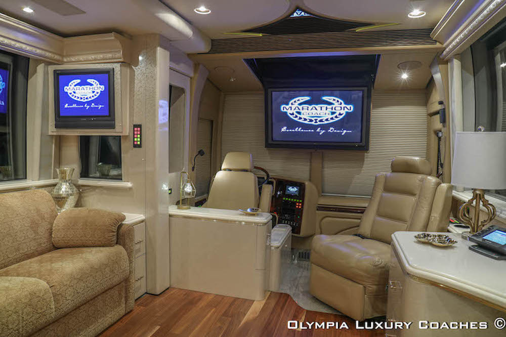 2005 Prevost Marathon XLII For Sale