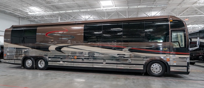 2005 Prevost Marathon XLII For Sale