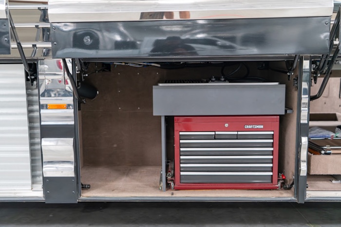 2005 Prevost Marathon XLII For Sale