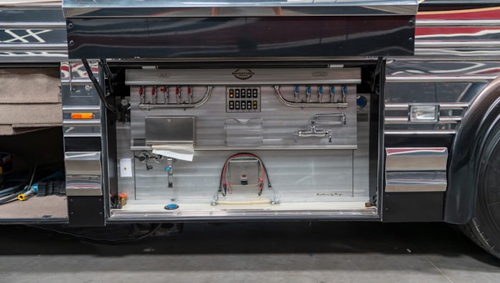2005 Prevost Marathon XLII For Sale