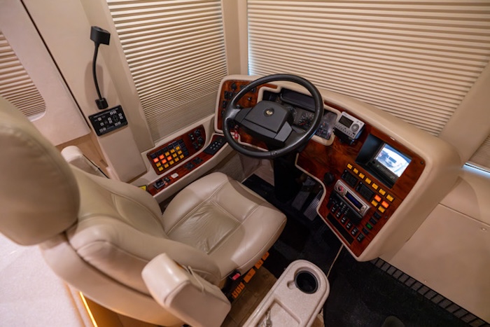 2005 Prevost Marathon XLII For Sale