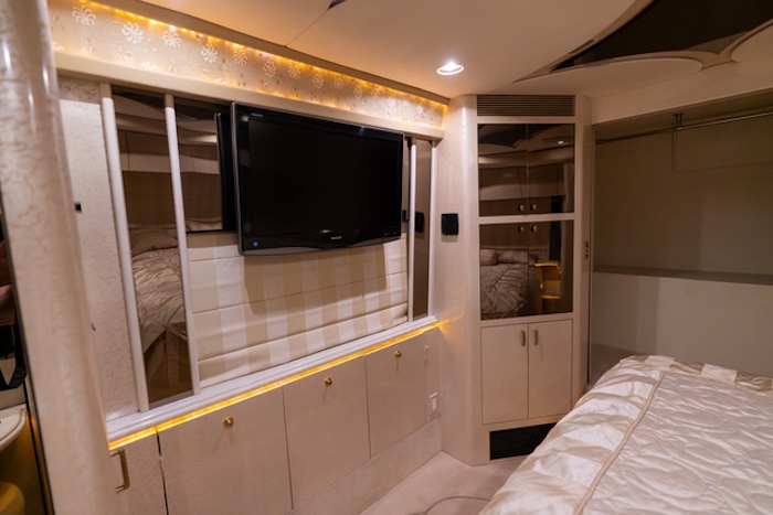 2005 Prevost Marathon XLII For Sale