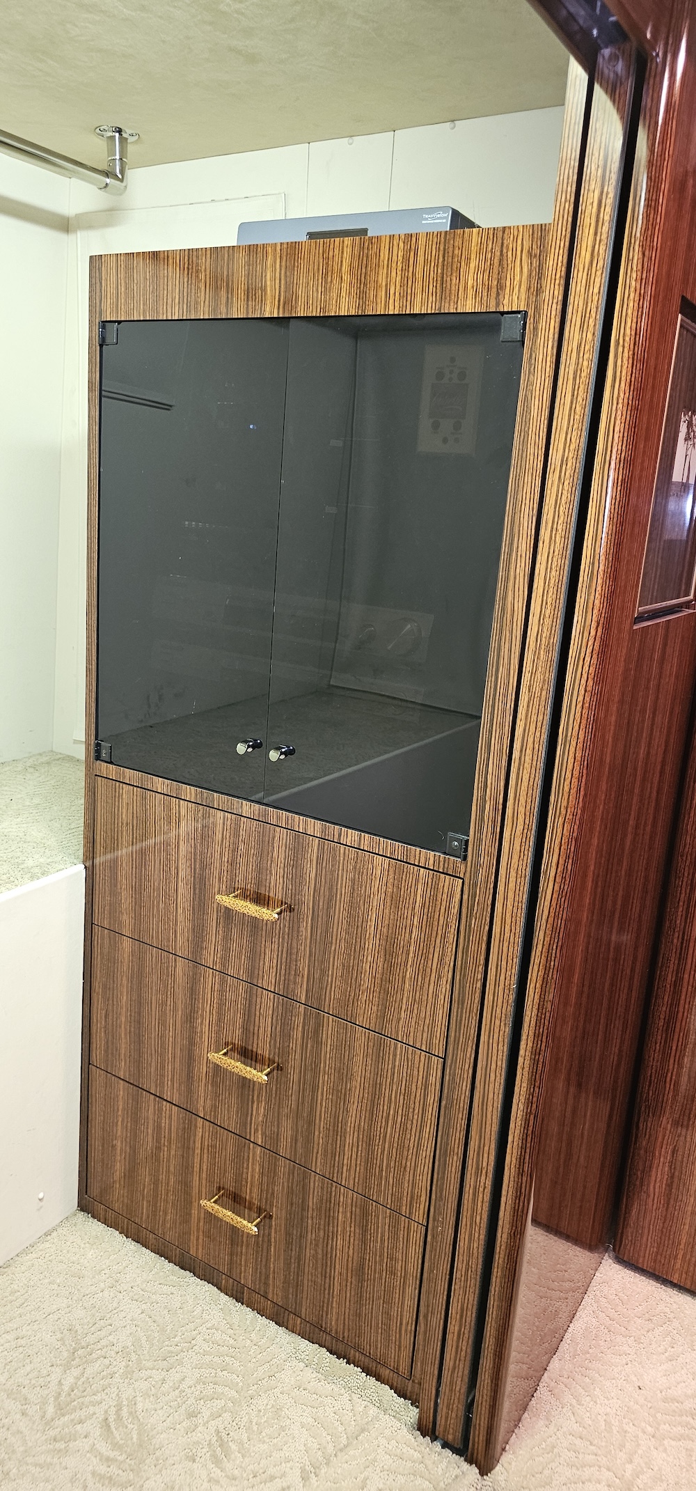 2005 Prevost Marathon XLII For Sale