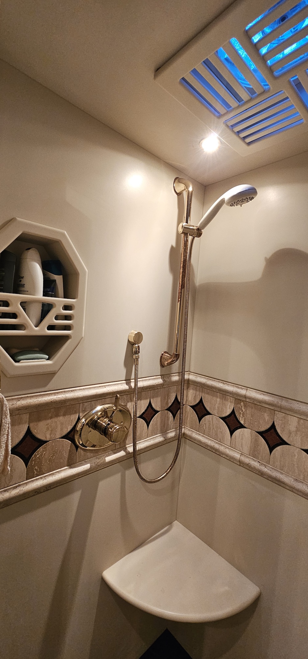 2005 Prevost Marathon XLII For Sale