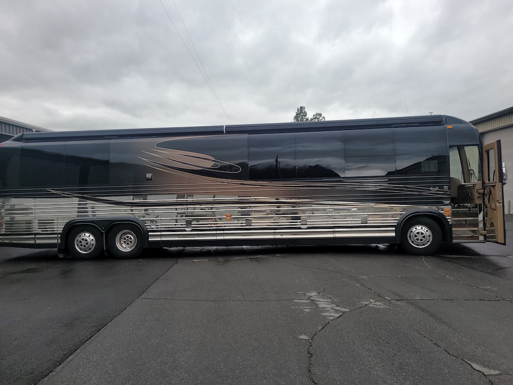 2005 Prevost Marathon XLII For Sale