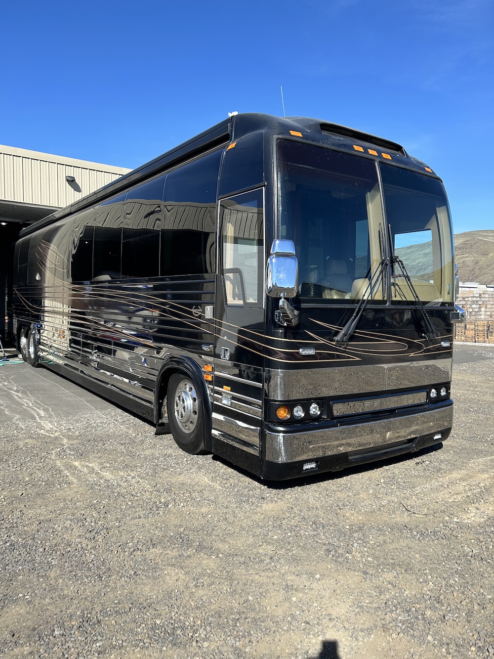 2005 Prevost Marathon XLII For Sale