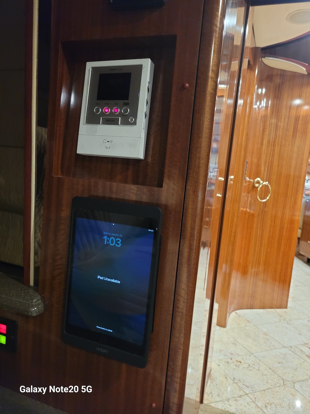 2005 Prevost Marathon XLII For Sale