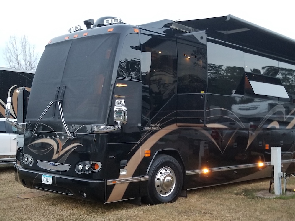 2005 Prevost Millennium H3-45 For Sale