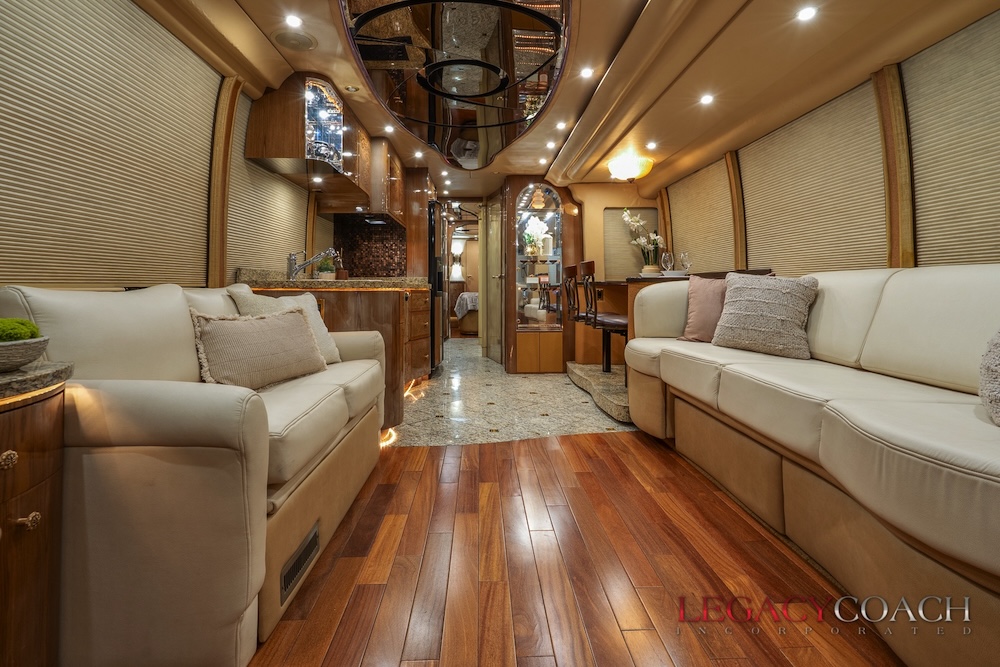 2005 Prevost Millennium XLII For Sale