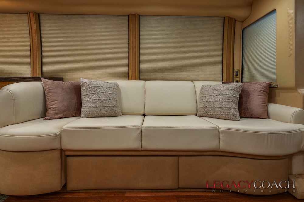 2005 Prevost Millennium XLII For Sale