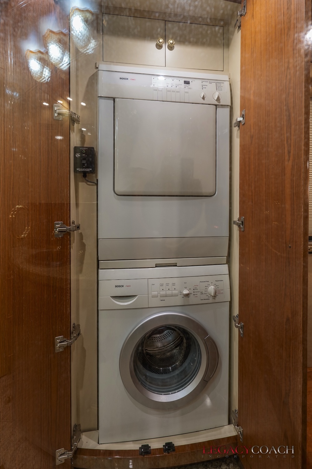 2005 Prevost Millennium XLII For Sale