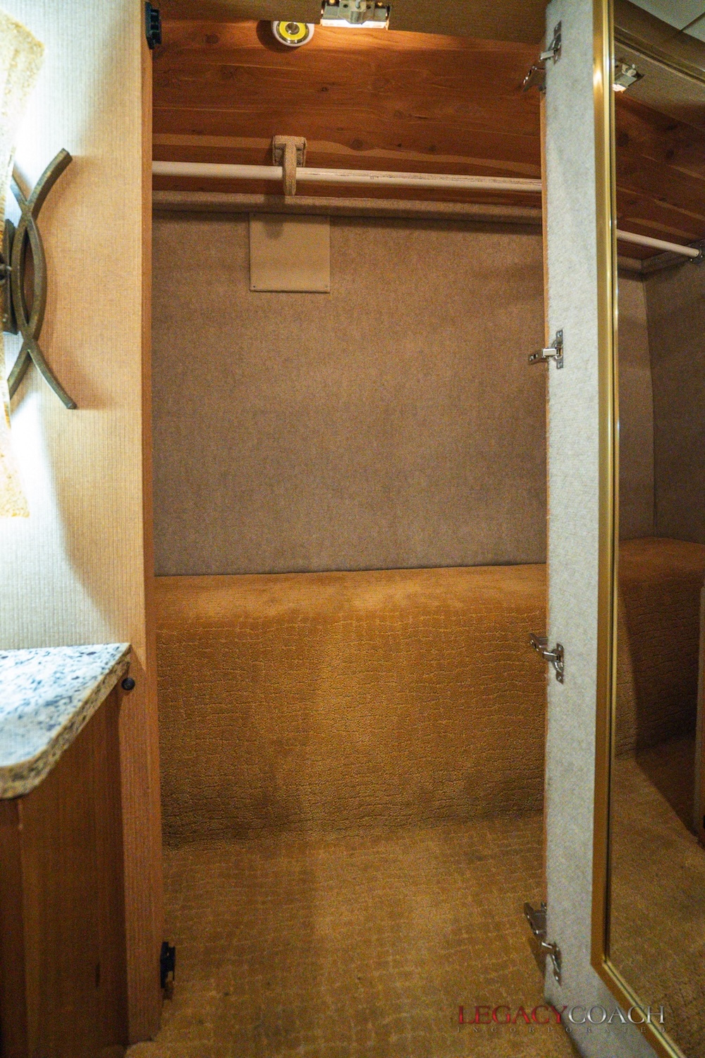 2005 Prevost Millennium XLII For Sale