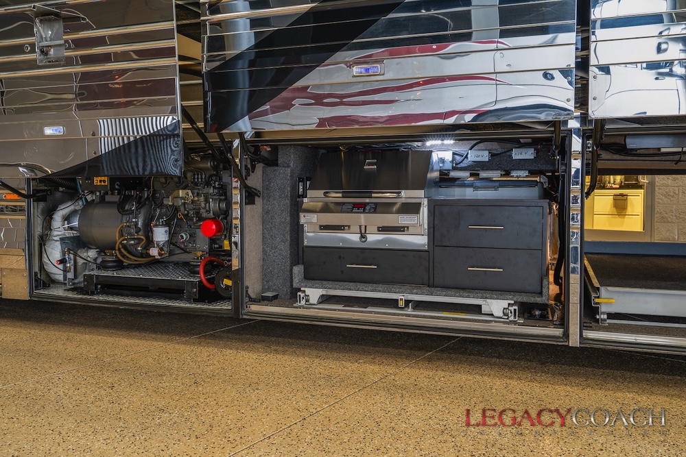 2005 Prevost Millennium XLII For Sale