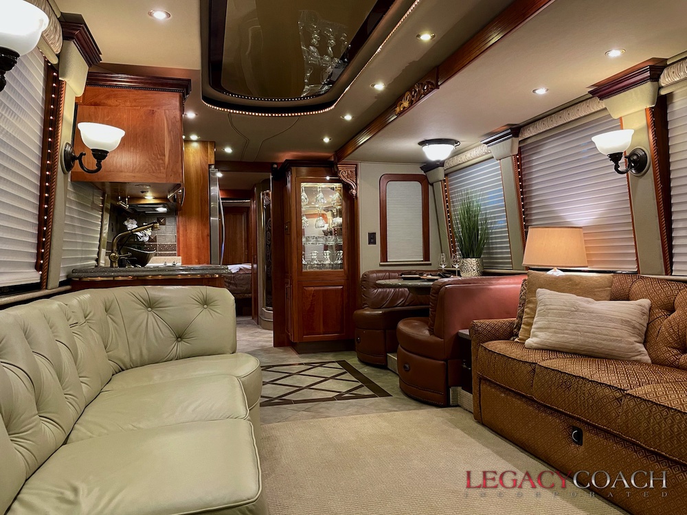 2005 Prevost Royale XLII For Sale