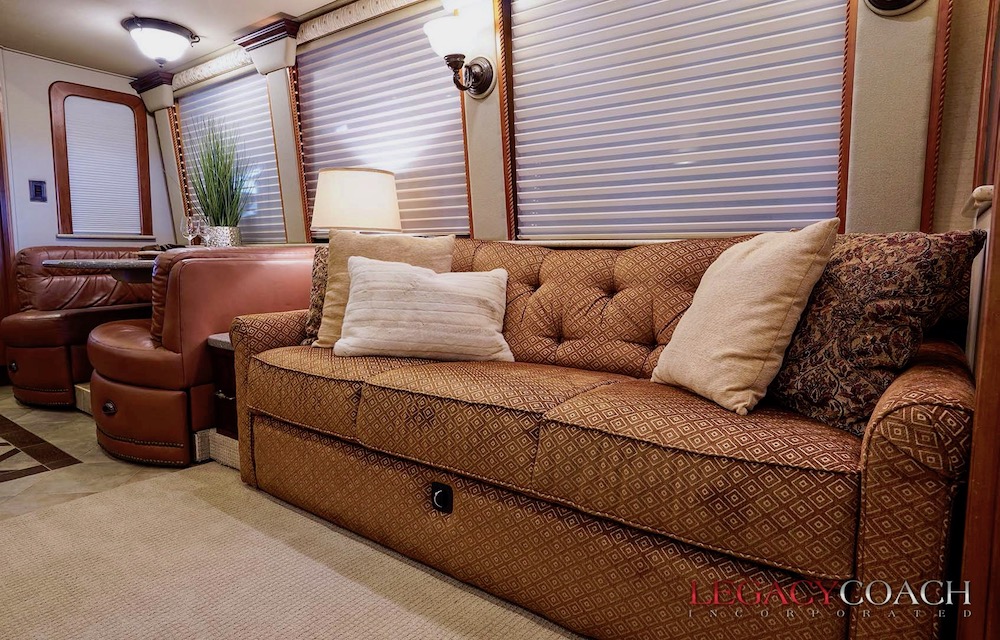 2005 Prevost Royale XLII For Sale