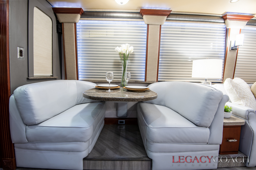 2005 Prevost Royale XLII For Sale