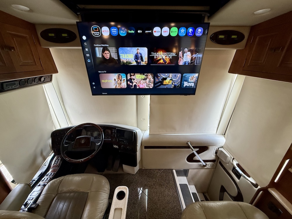 2005 Prevost Royale XLII For Sale