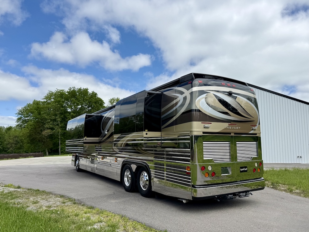2005 Prevost Royale XLII For Sale