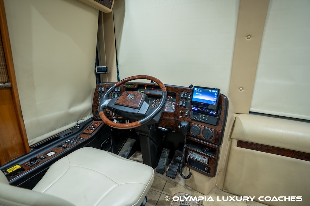 2005 Prevost Royale XLII For Sale