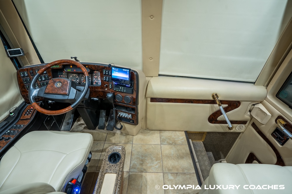 2005 Prevost Royale XLII For Sale