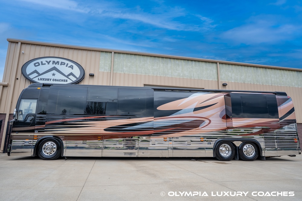 2005 Prevost Royale XLII For Sale