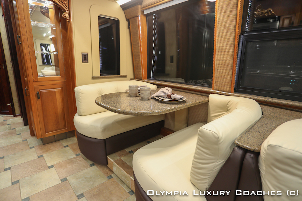 2005 Prevost Royale XLII  For Sale