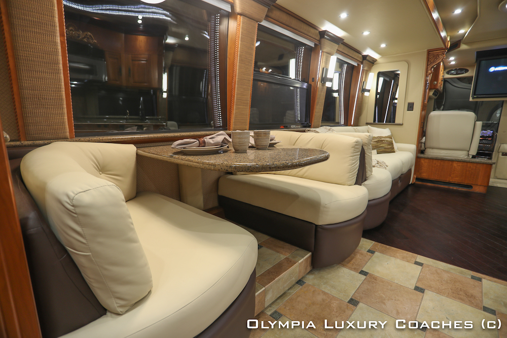 2005 Prevost Royale XLII  For Sale