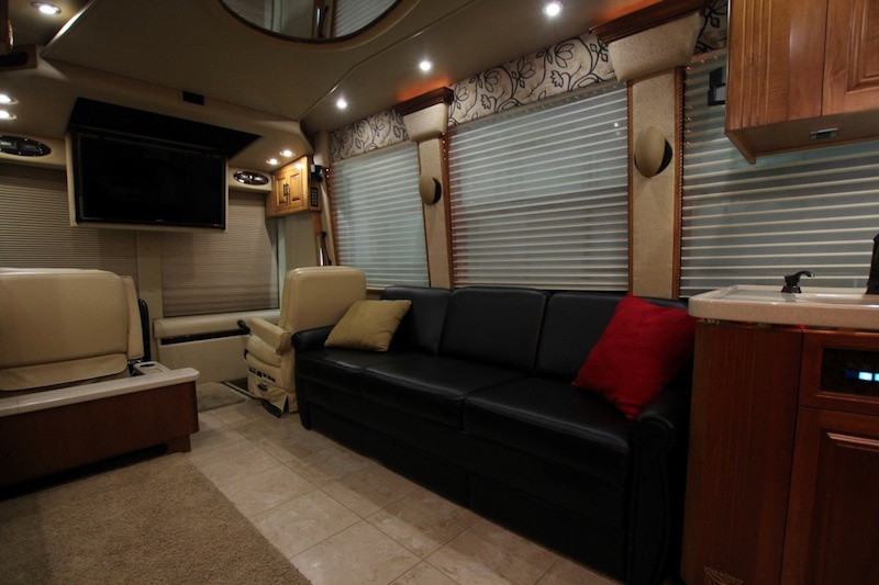 2005 Prevost RoyaleXLII For Sale