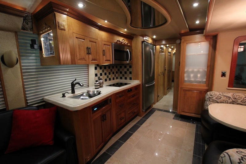 2005 Prevost RoyaleXLII For Sale