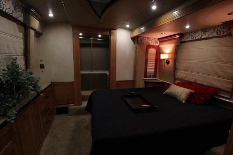 2005 Prevost RoyaleXLII For Sale