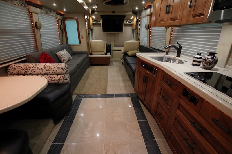 2005 Prevost RoyaleXLII For Sale