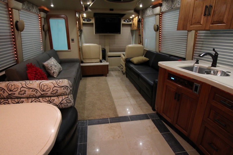 2005 Prevost RoyaleXLII For Sale