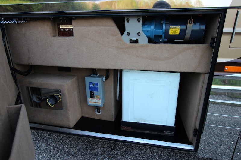 2005 Prevost Royale XLII For Sale