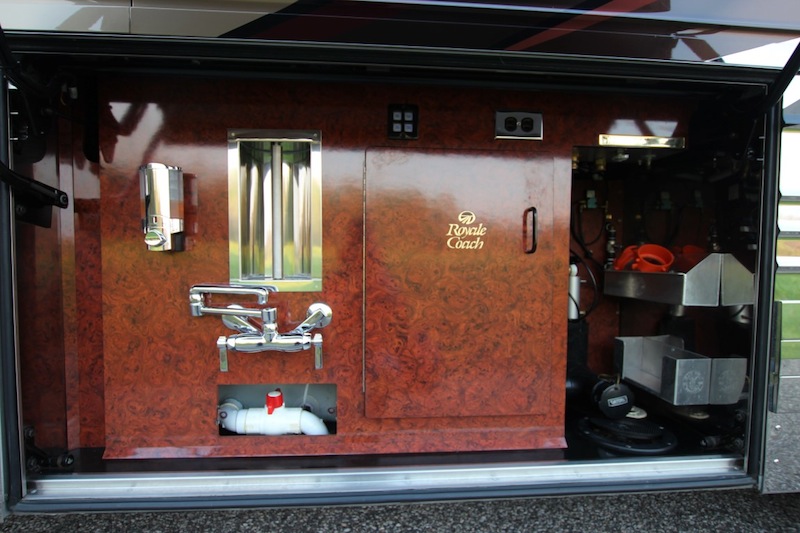 2005 Prevost Royale XLII For Sale