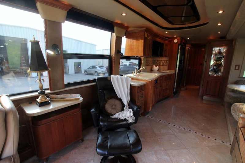 2005 Prevost Royale XLII For Sale