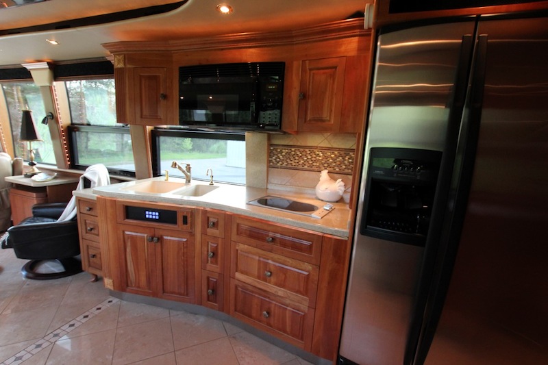 2005 Prevost Royale XLII For Sale