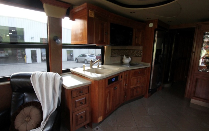 2005 Prevost Royale XLII For Sale