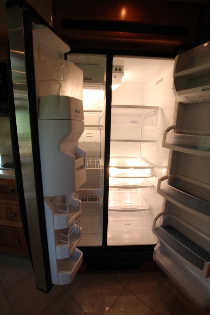 2005 Prevost Royale XLII For Sale