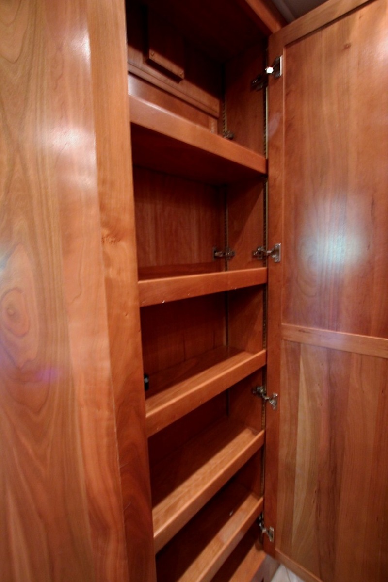 2005 Prevost Royale XLII For Sale