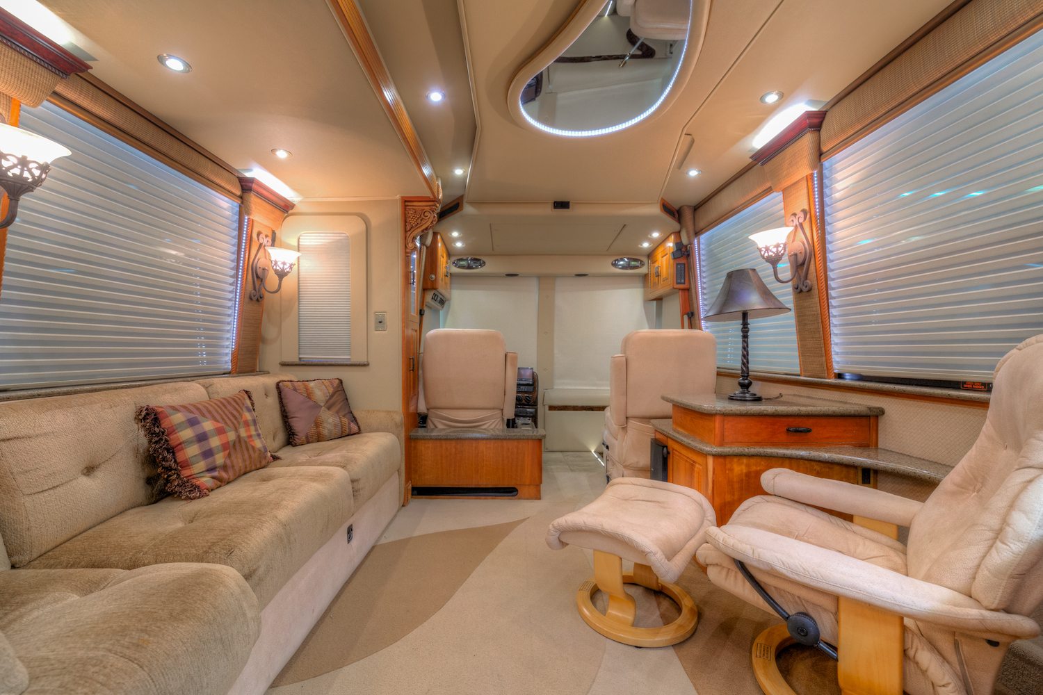 2005 Prevost Royale XLII For Sale