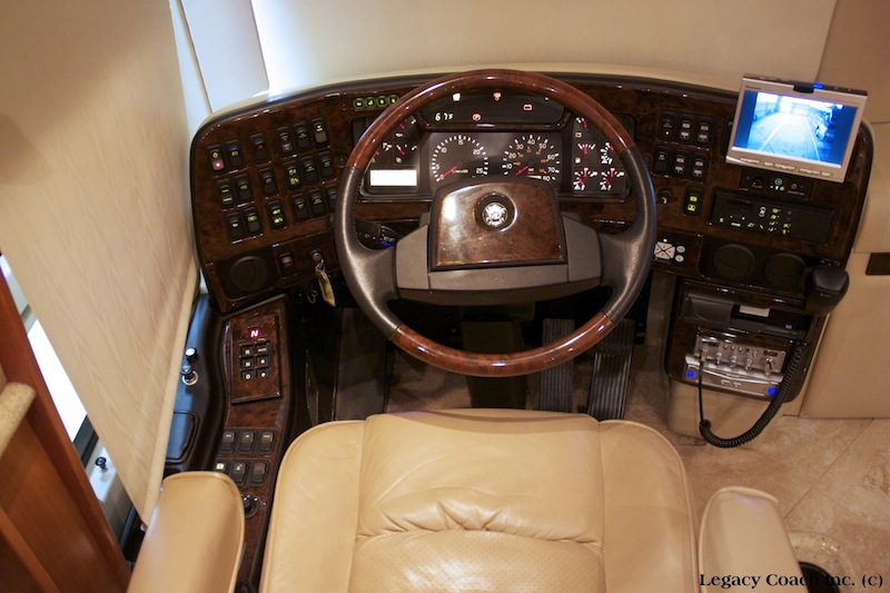 2005 Prevost Rpyale XLII For Sale
