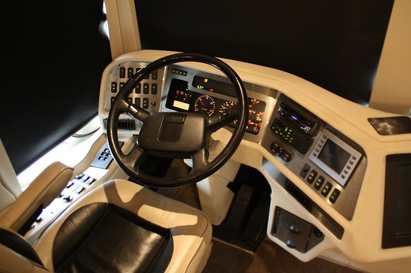 2006 Prevost Country Coach XLII For Sale