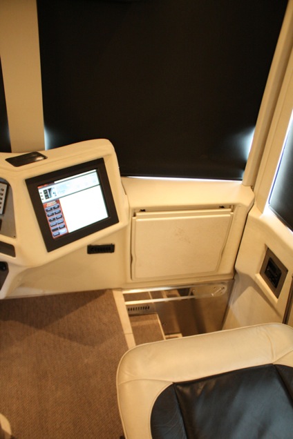 2006 Prevost Country Coach XLII For Sale